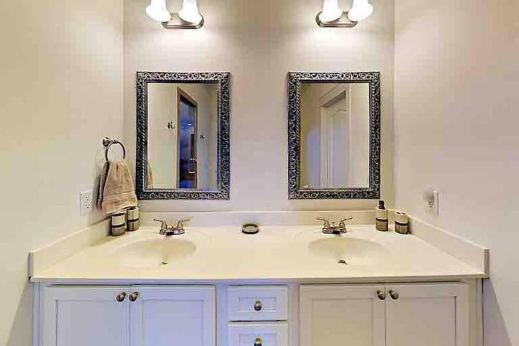 Serenity Views Comfort - Close To City & Parkway! Weaverville Exterior foto